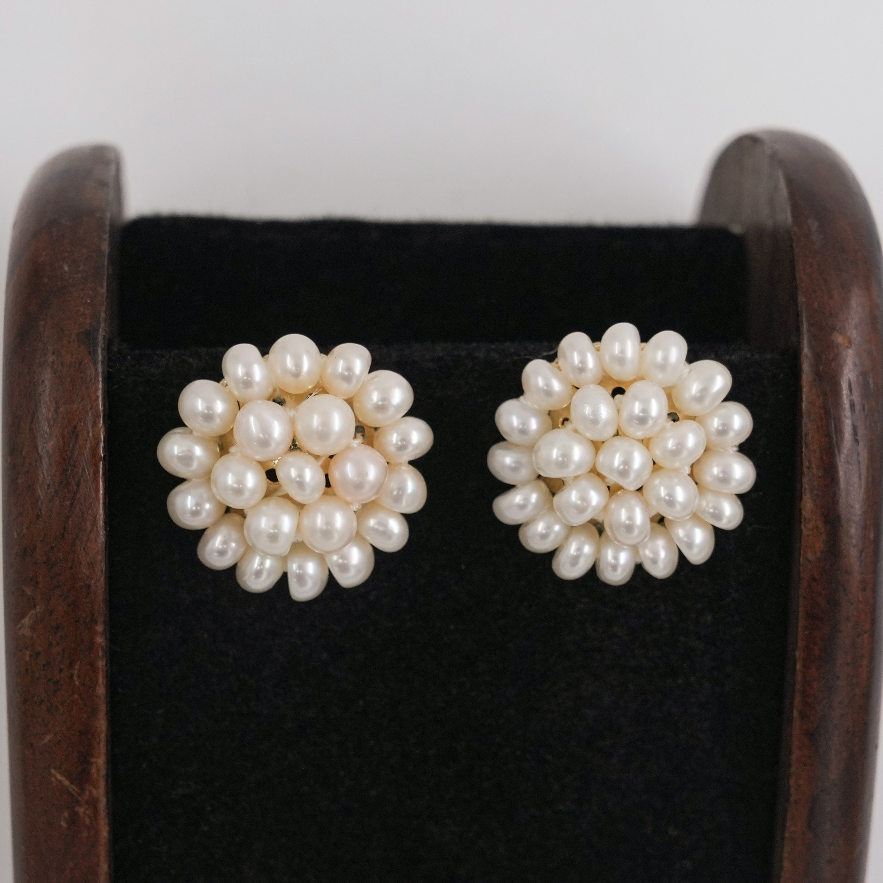 The Pearl Atelier by Kabra Pearls - Medium Flat Round Studs